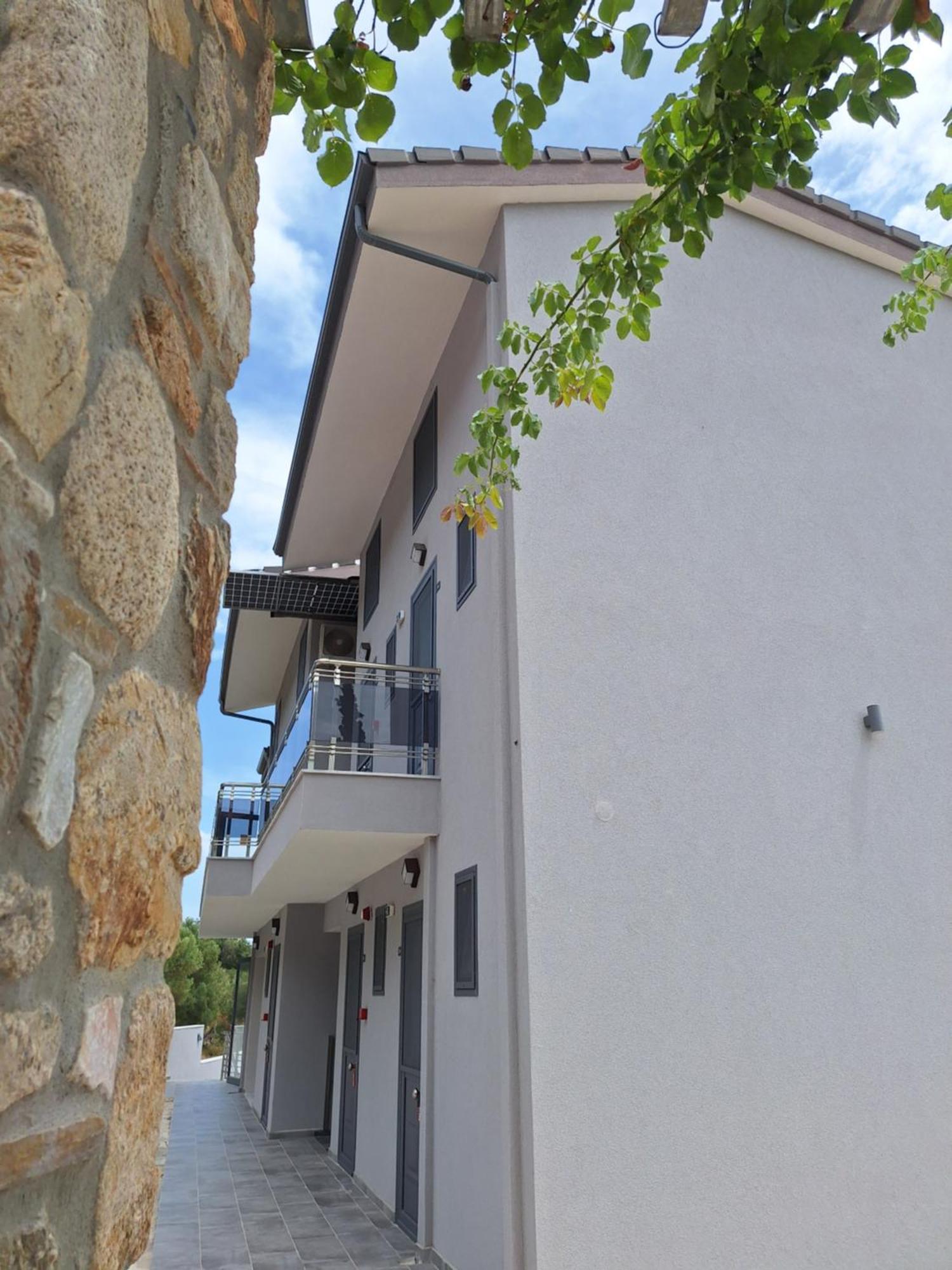 Sarti Thea Hotel Buitenkant foto