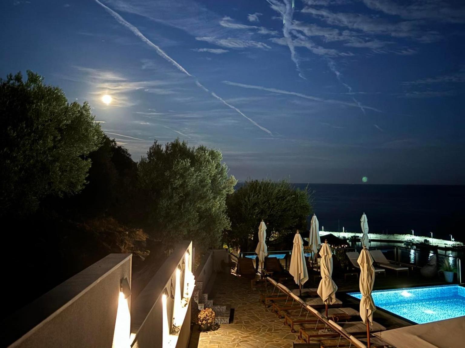 Sarti Thea Hotel Buitenkant foto